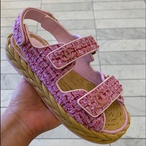 ❌SOLD❌CHANEL 22P Pink Tweed & Patent Calfskin DAD sandals, size 38 - Brand NEW!